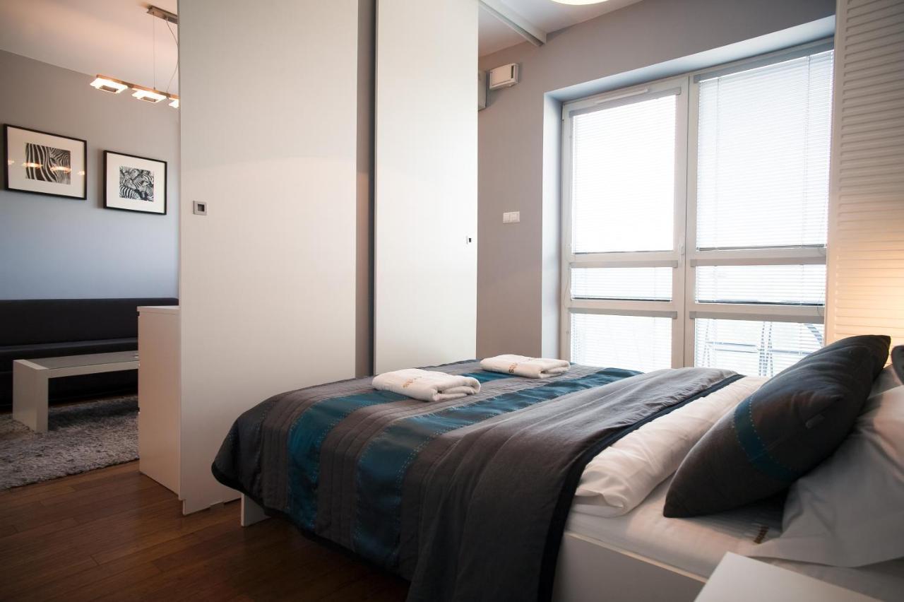 Platinum Towers Luxury Apartments Varşovia Exterior foto